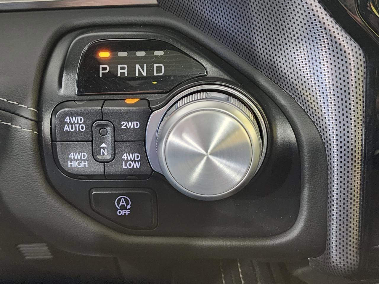 Used 2019 RAM 1500 Limited w/ Advanced Safety Group AWD/4WD image 14