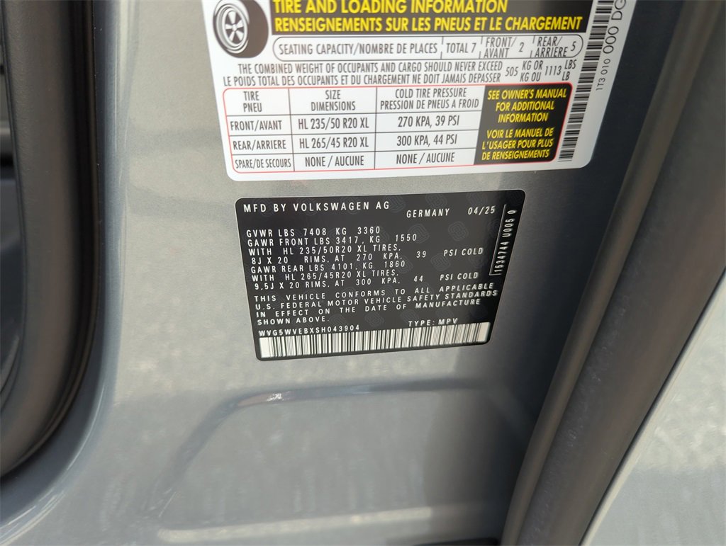 New 2025 Volkswagen ID. Buzz 1st Edition image 41