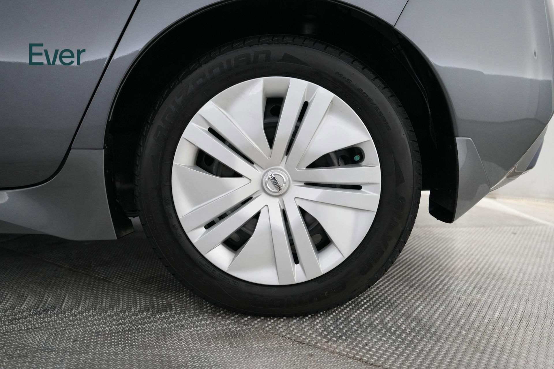 Used 2022 Nissan Leaf S image 9