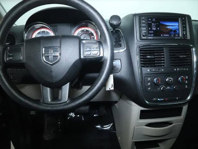 Certified 2019 Dodge Grand Caravan SE FWD image 27