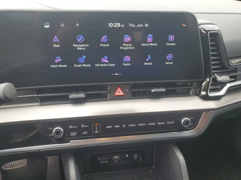 Certified 2024 Kia Sportage EX AWD/4WD image 19