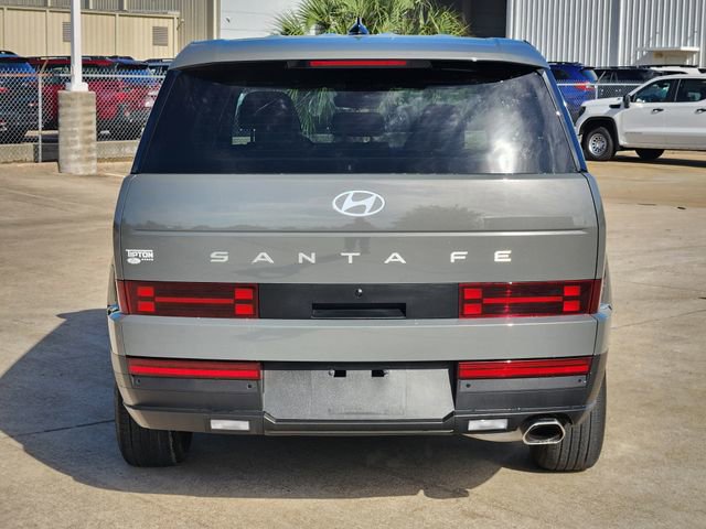 Used 2025 Hyundai Santa Fe SE FWD image 6