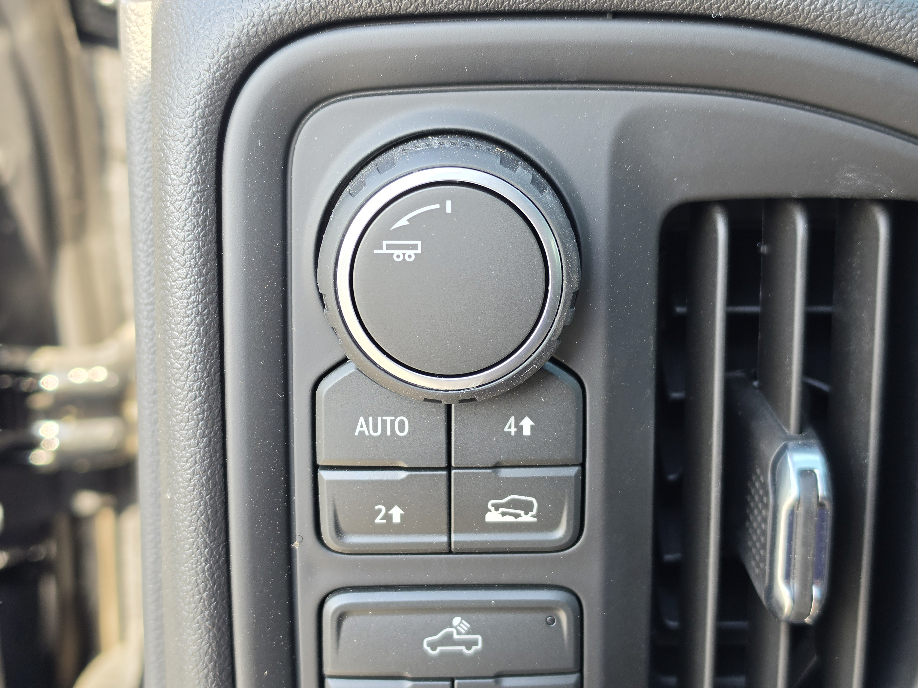 New 2026 Chevrolet Silverado 1500 Custom AWD/4WD image 30