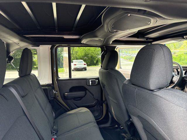New 2025 Jeep Wrangler Sport S image 33