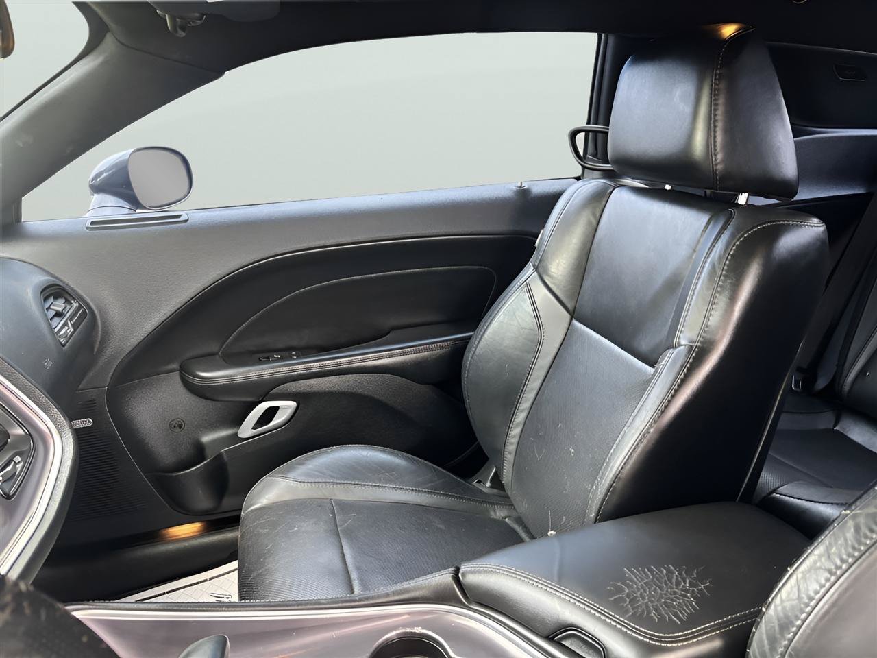 Used 2016 Dodge Challenger R/T Plus RWD image 14