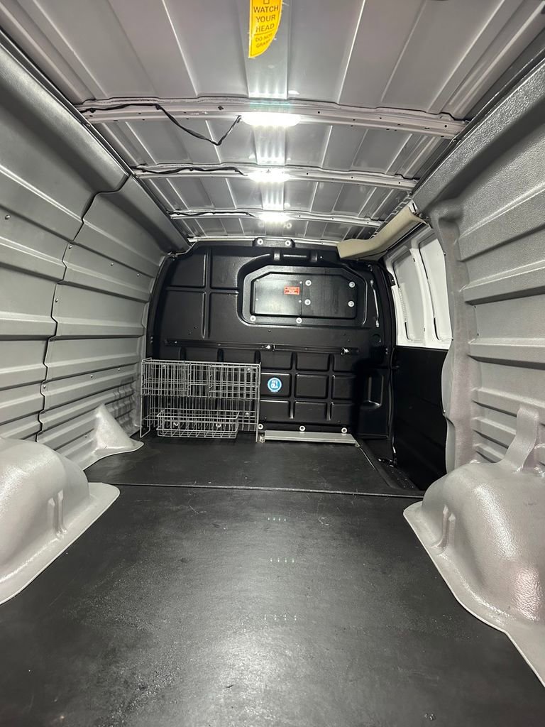 Used 2020 Chevrolet Express 2500 image 22