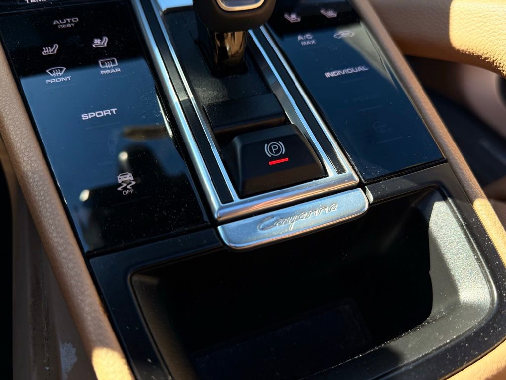 Used 2019 Porsche Cayenne image 28