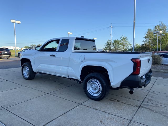 Used 2024 Toyota Tacoma SR image 8