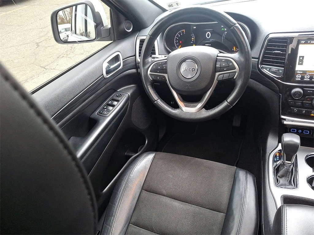 Used 2021 Jeep Grand Cherokee Laredo X image 15