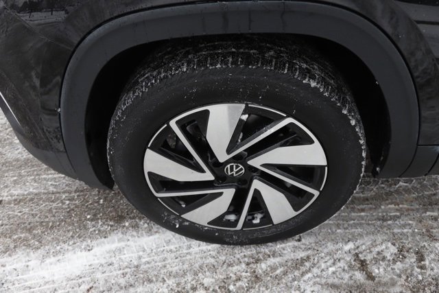 Used 2024 Volkswagen Atlas SEL image 13