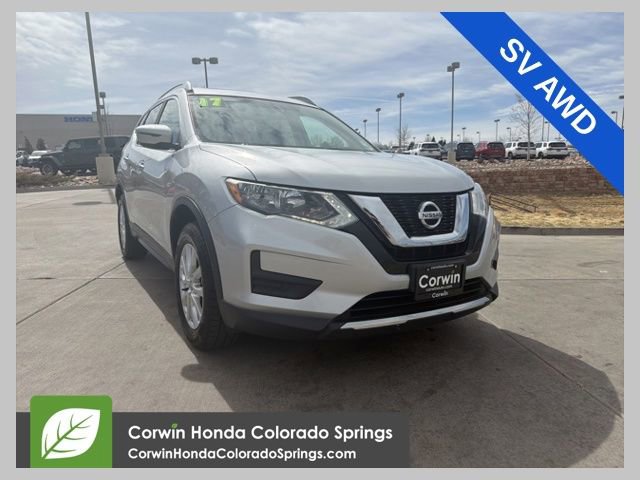 Used 2017 Nissan Rogue SV