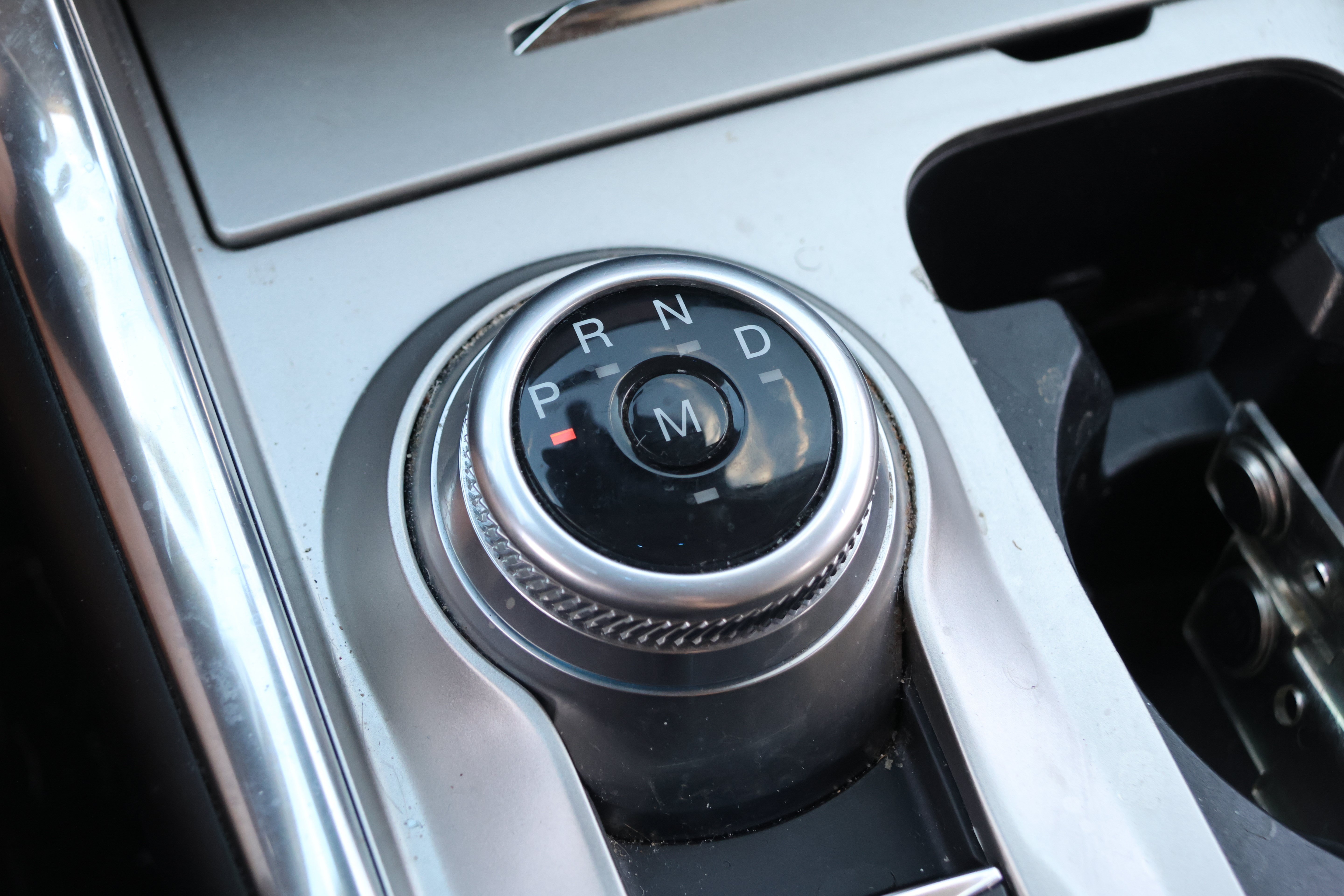 Used 2020 Ford Explorer Limited RWD image 27