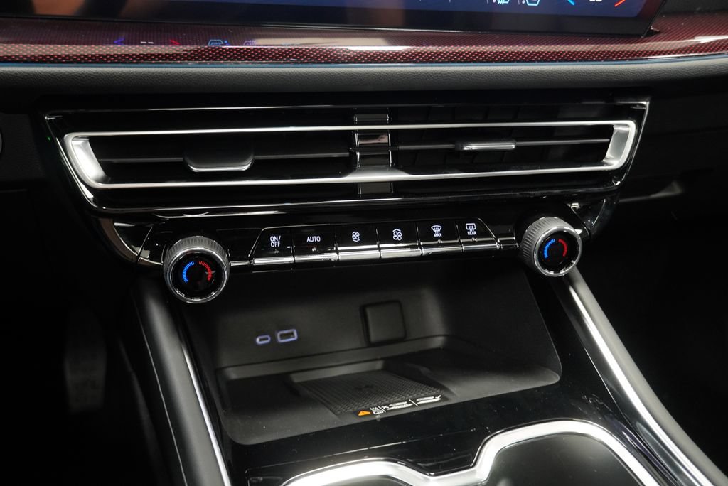 New 2027 Chevrolet Traverse RS AWD/4WD image 20