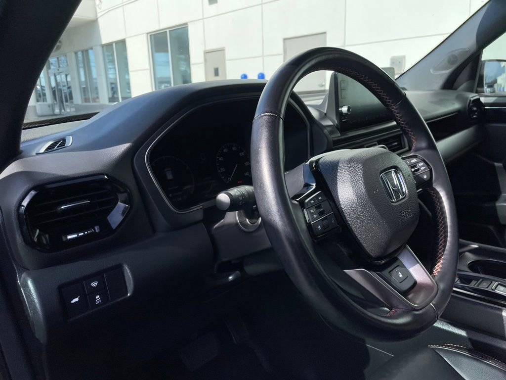 Used 2024 Honda Pilot TrailSport image 31