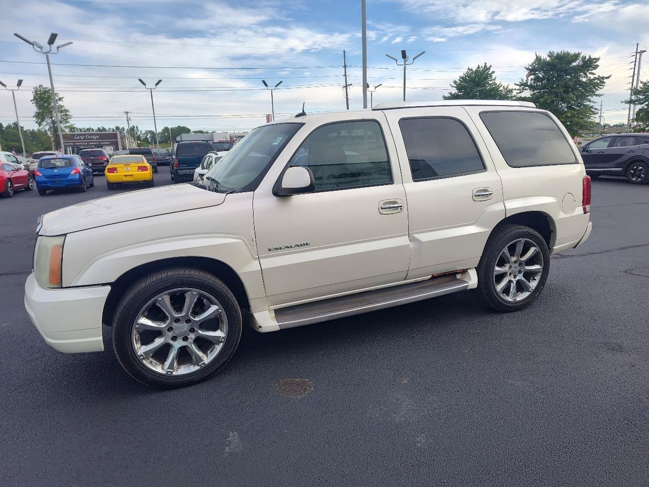 Used 2003 Cadillac Escalade AWD image 5