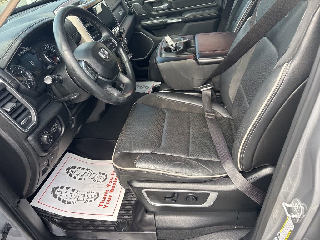 Used 2019 RAM 1500 Laramie AWD/4WD image 13