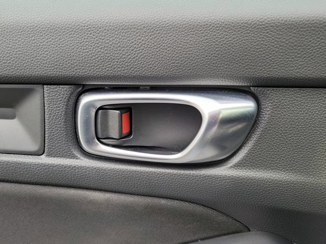 Used 2023 Honda Civic Sport image 25