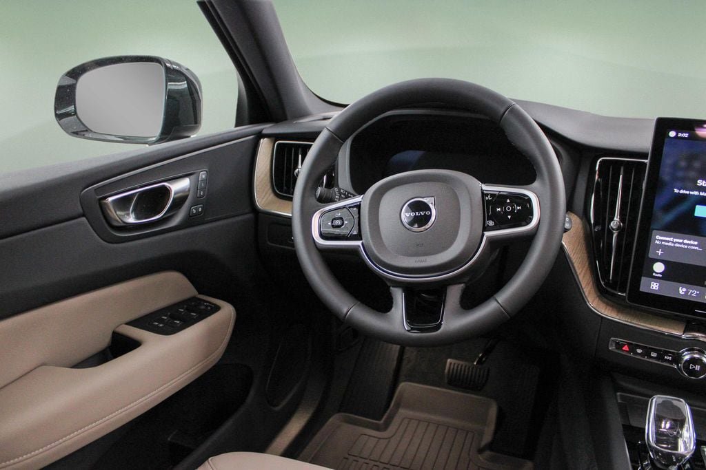 New 2026 Volvo XC60 B5 Plus w/ Protection Package Premier AWD/4WD image 51