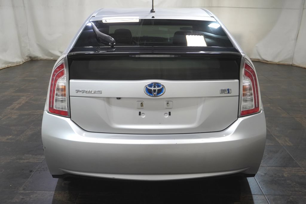 Used 2015 Toyota Prius Two FWD image 6