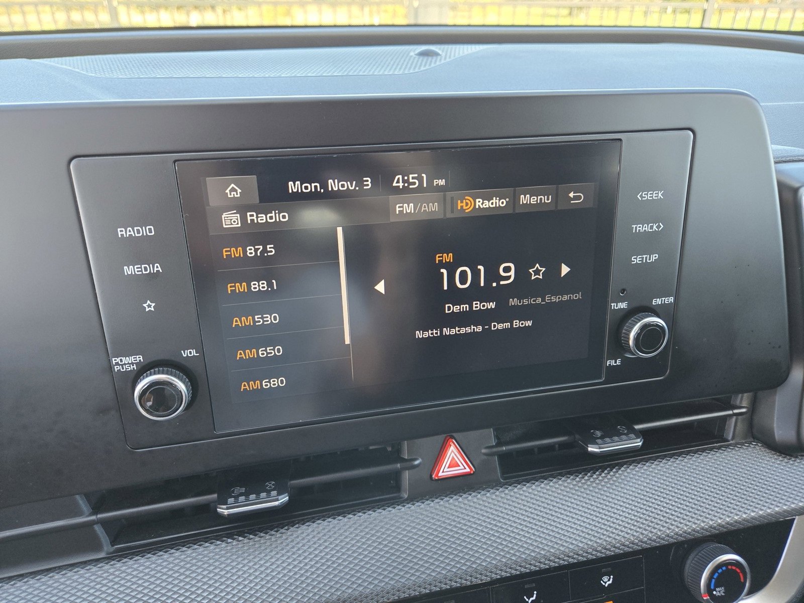 Used 2024 Kia Sportage LX image 14