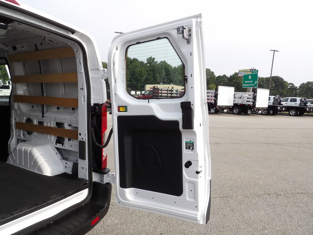 Used 2025 Ford Transit 250 Low Roof w/ Exterior Upgrade Package RWD image 42