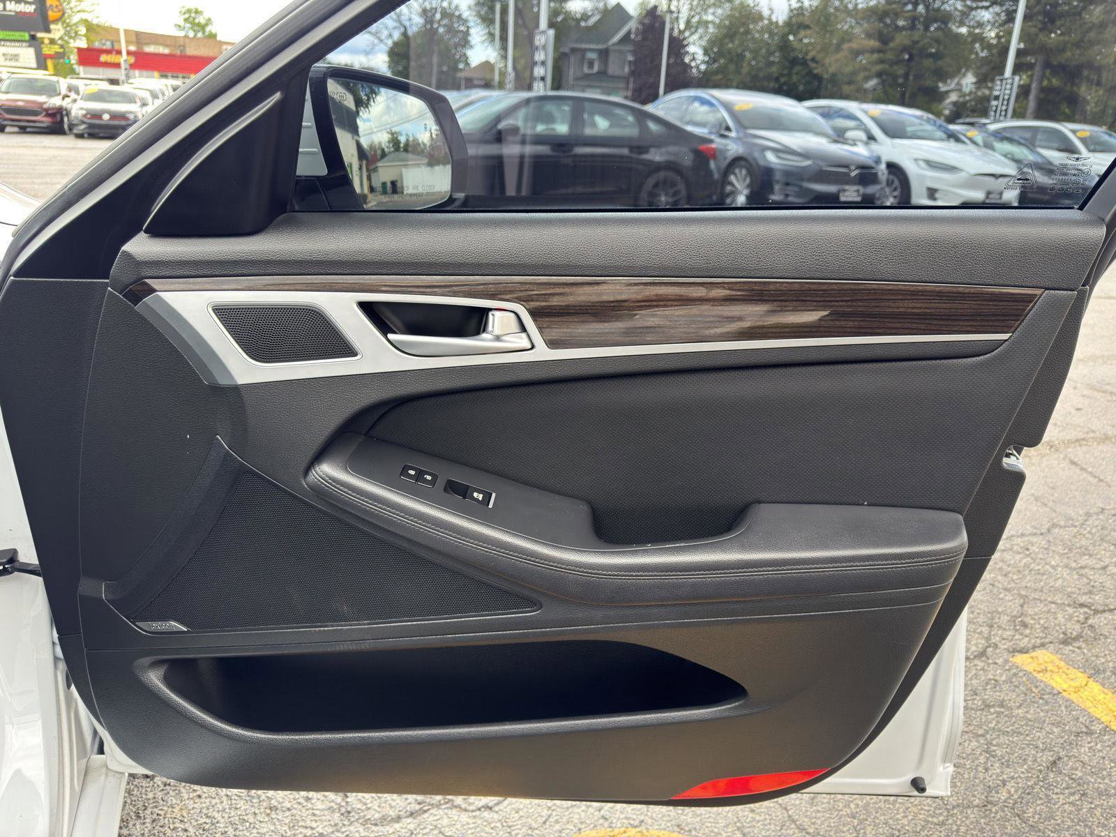 Used 2017 Genesis G80 3.8 w/ Option Group 02 AWD/4WD image 38