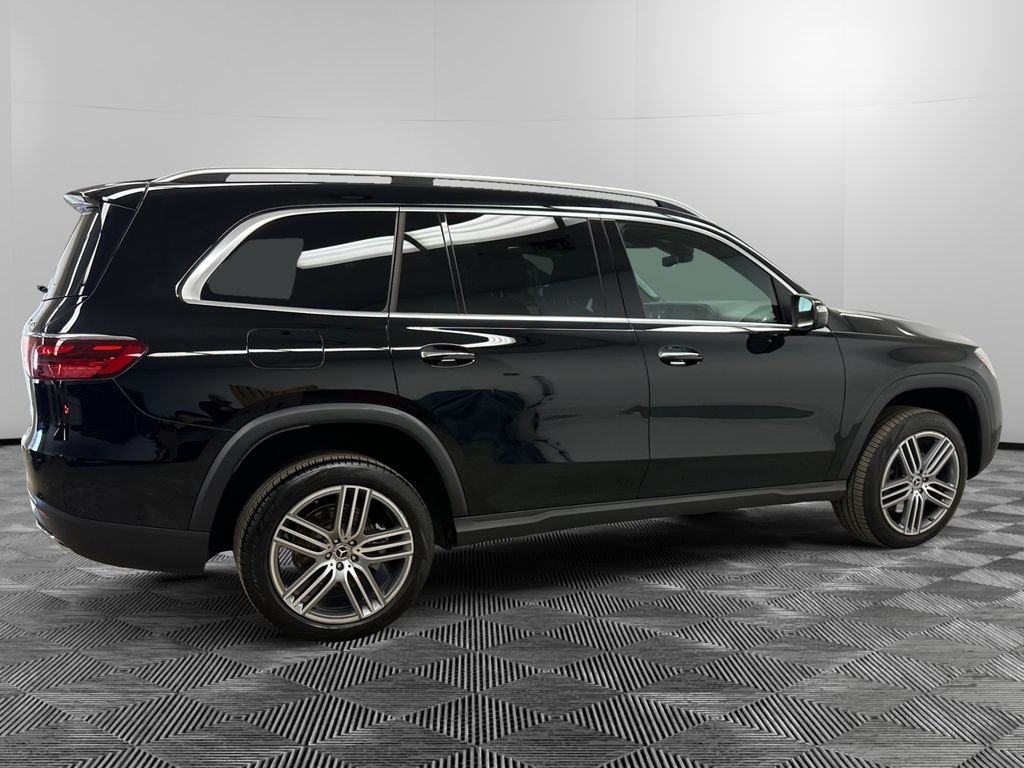 Used 2025 Mercedes-Benz GLS 450 4MATIC image 8