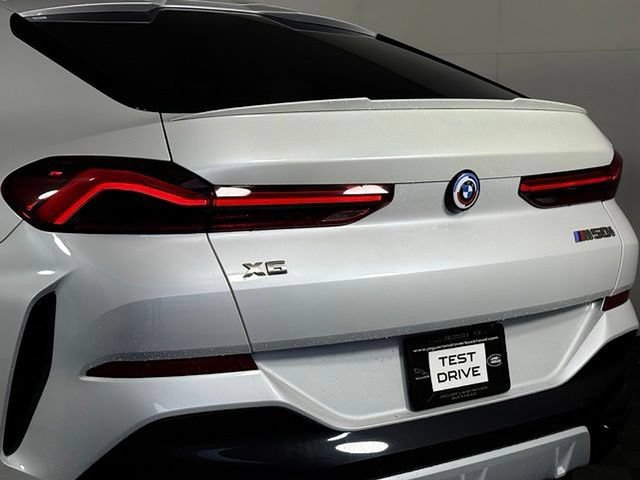 Used 2023 BMW X6 M50i w/ Executive Package AWD/4WD image 16