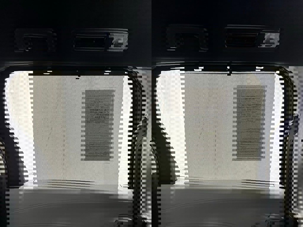 Used 2025 Toyota Sienna XSE image 47