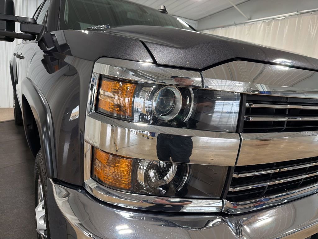 Used 2016 Chevrolet Silverado 2500 LT AWD/4WD image 13