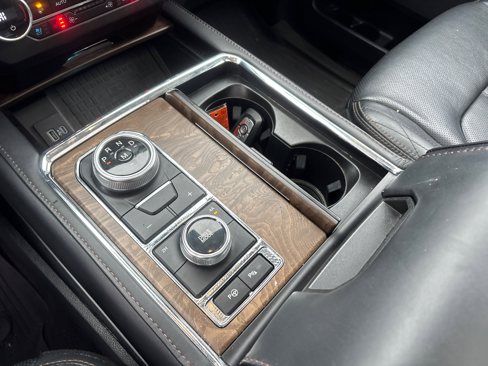 Used 2021 Ford Expedition Platinum image 24