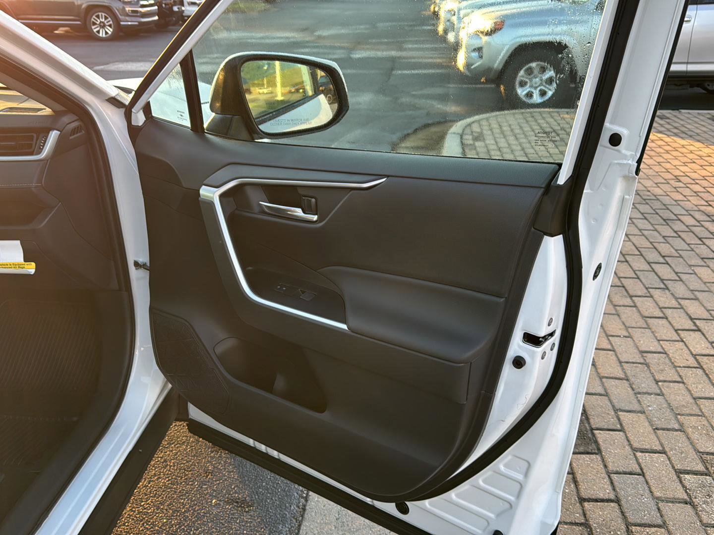 New 2025 Toyota RAV4 XLE image 12