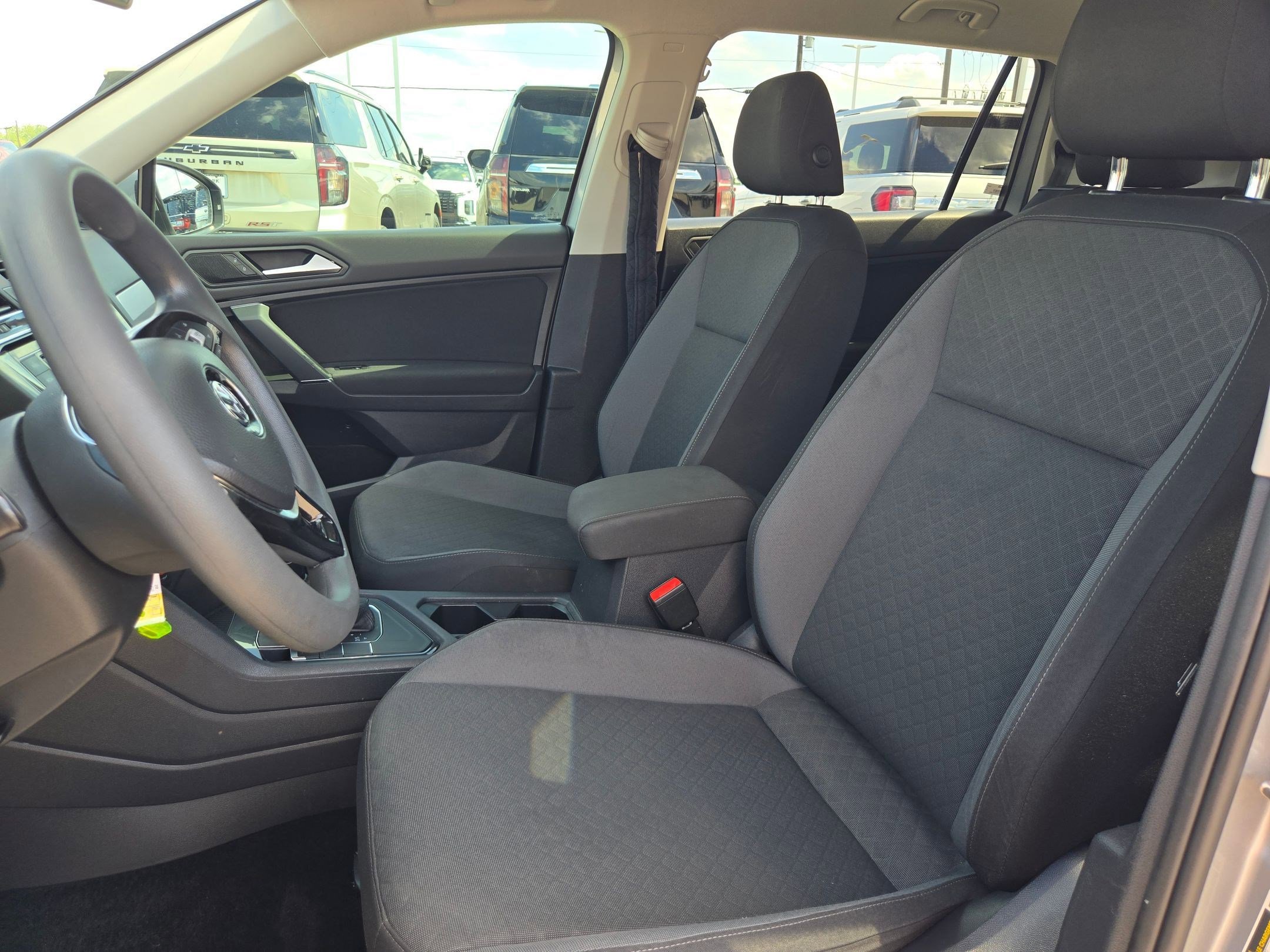 Used 2020 Volkswagen Tiguan S FWD image 10