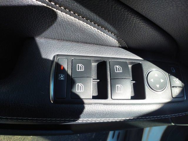 Used 2013 Mercedes-Benz ML 350 4MATIC image 13