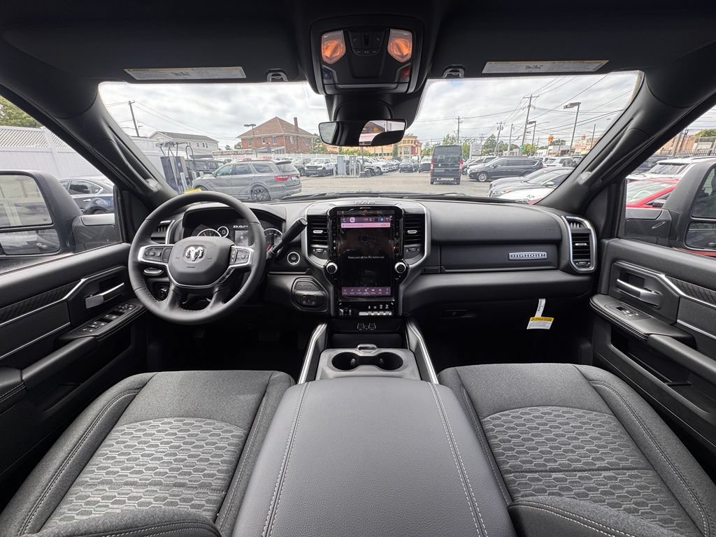 New 2026 RAM 2500 Big Horn AWD/4WD image 11