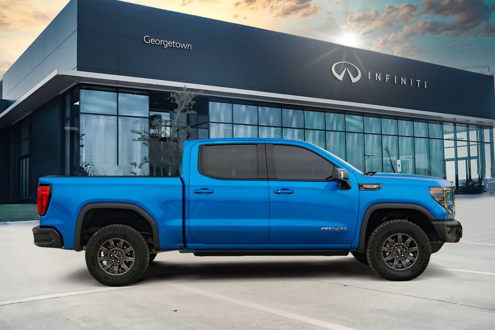 Used 2024 GMC Sierra 1500 AT4X AWD/4WD image 4