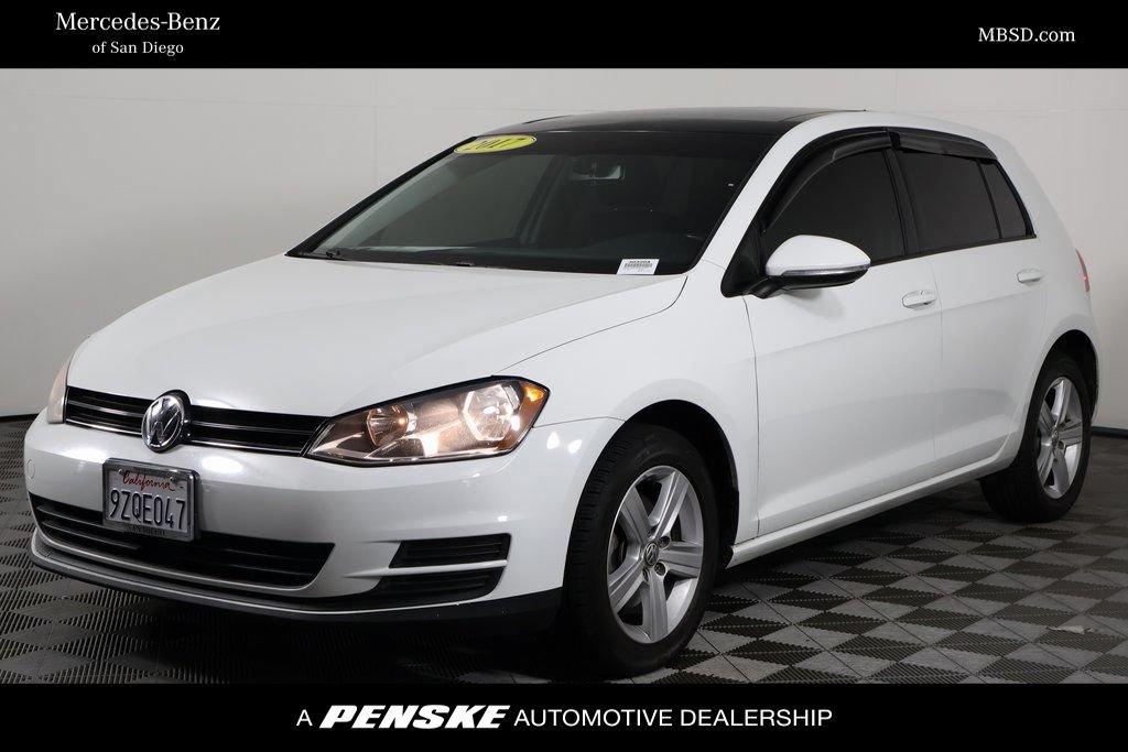 Used 2017 Volkswagen Golf S FWD image 1