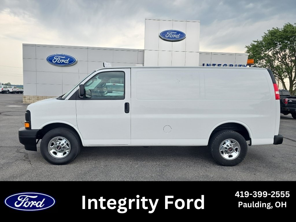 Used 2017 GMC Savana 2500 w/ All Terrain Package RWD image 1