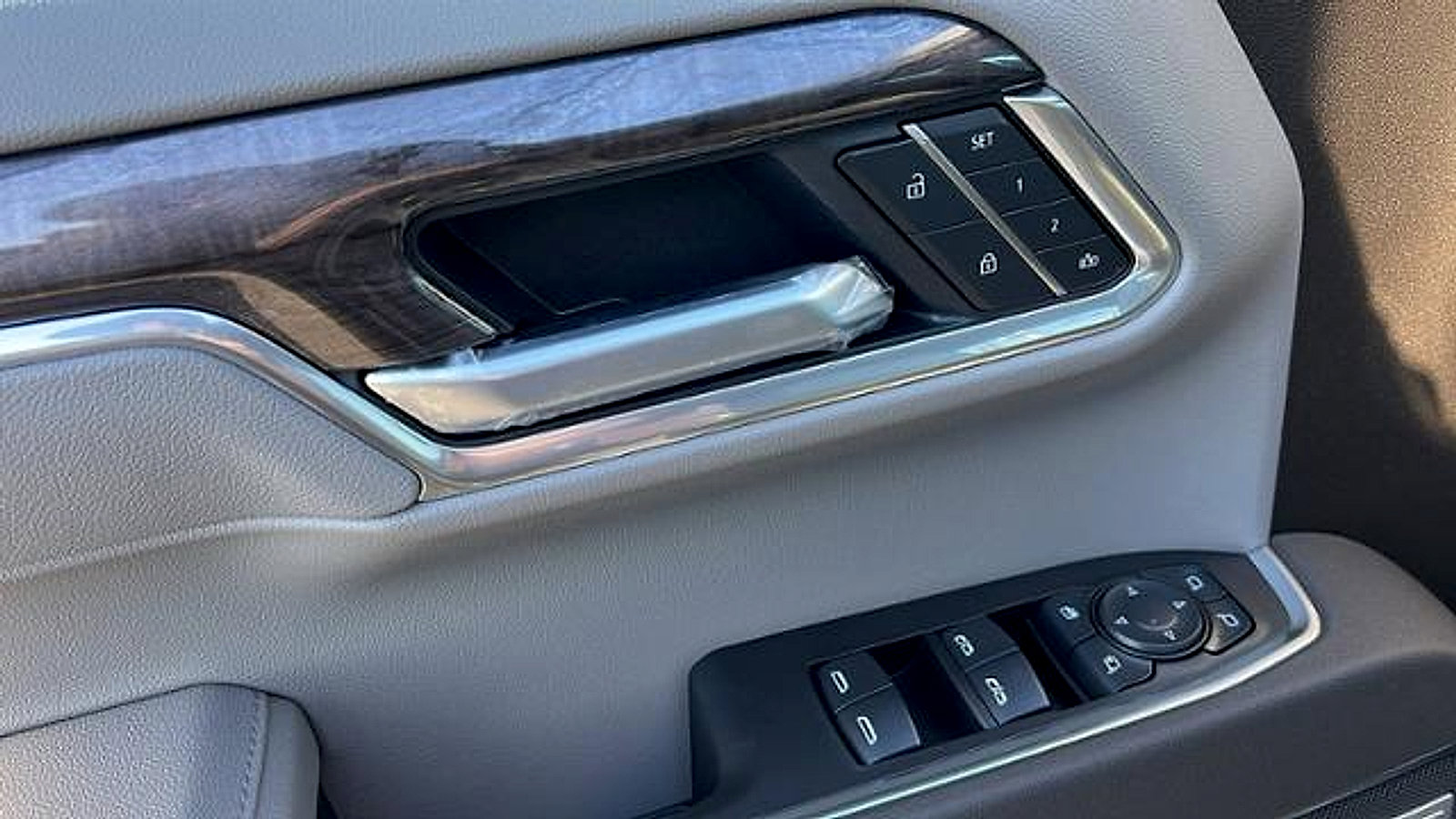 New 2026 Chevrolet Silverado 1500 LTZ w/ LTZ Premium Package image 17