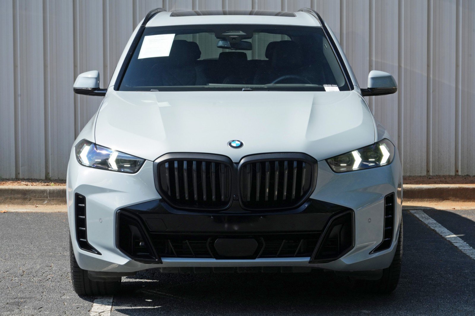 Used 2024 BMW X5 sDrive40i w/ M Sport Package RWD image 53