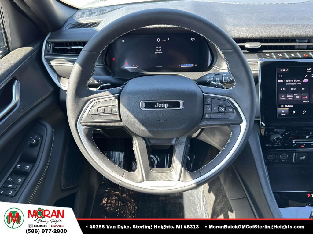Used 2023 Jeep Grand Cherokee Altitude AWD/4WD image 14
