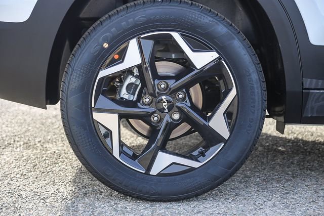 New 2026 Kia Seltos S FWD image 12