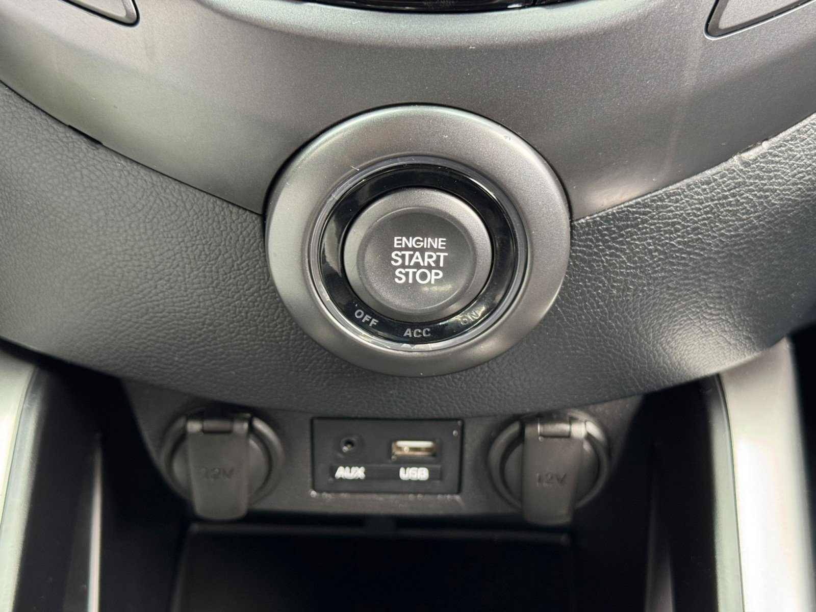 Used 2016 Hyundai Veloster Turbo FWD image 26