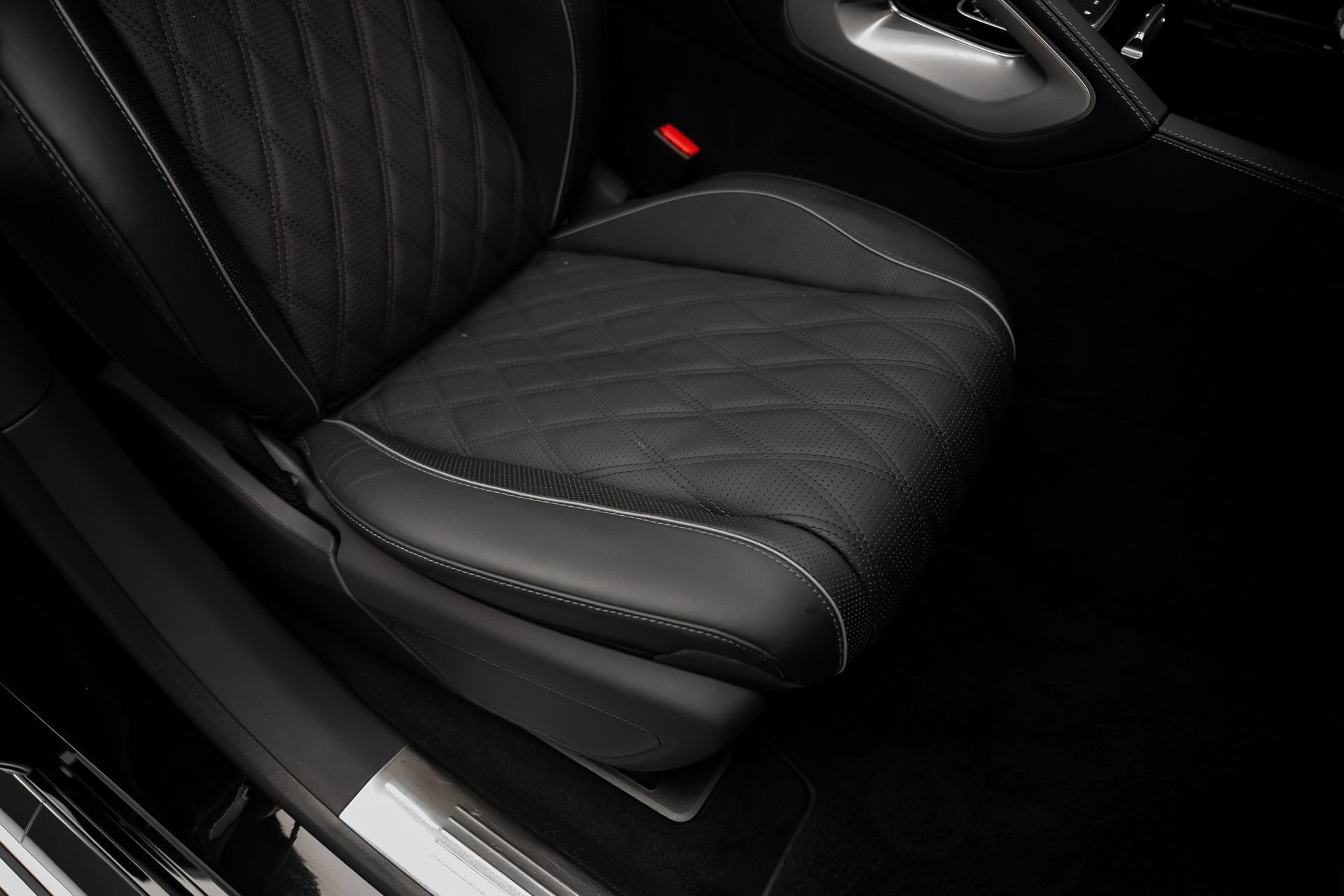 Used 2024 Mercedes-Benz Maybach GLS 600 4MATIC image 70