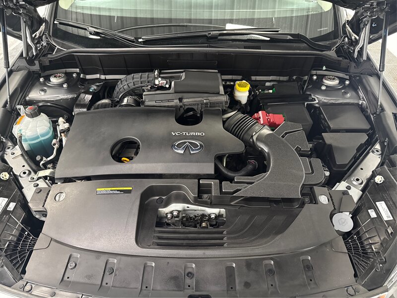 Used 2023 INFINITI QX50 Luxe FWD image 11