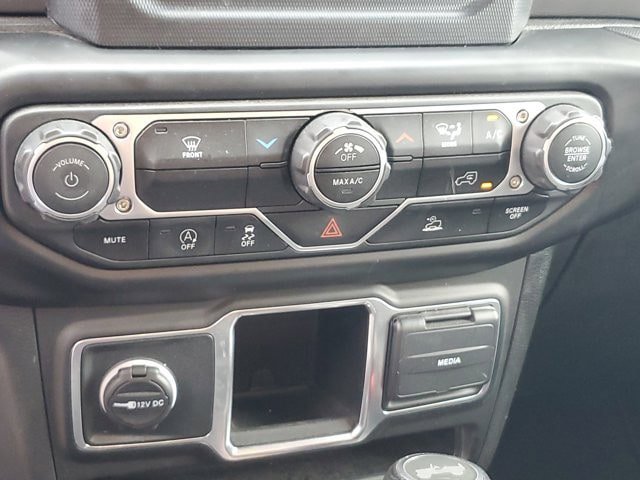 Certified 2023 Jeep Wrangler Sport AWD/4WD image 18