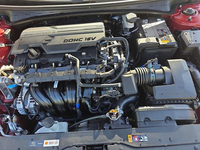 Certified 2025 Hyundai Elantra Limited FWD image 43