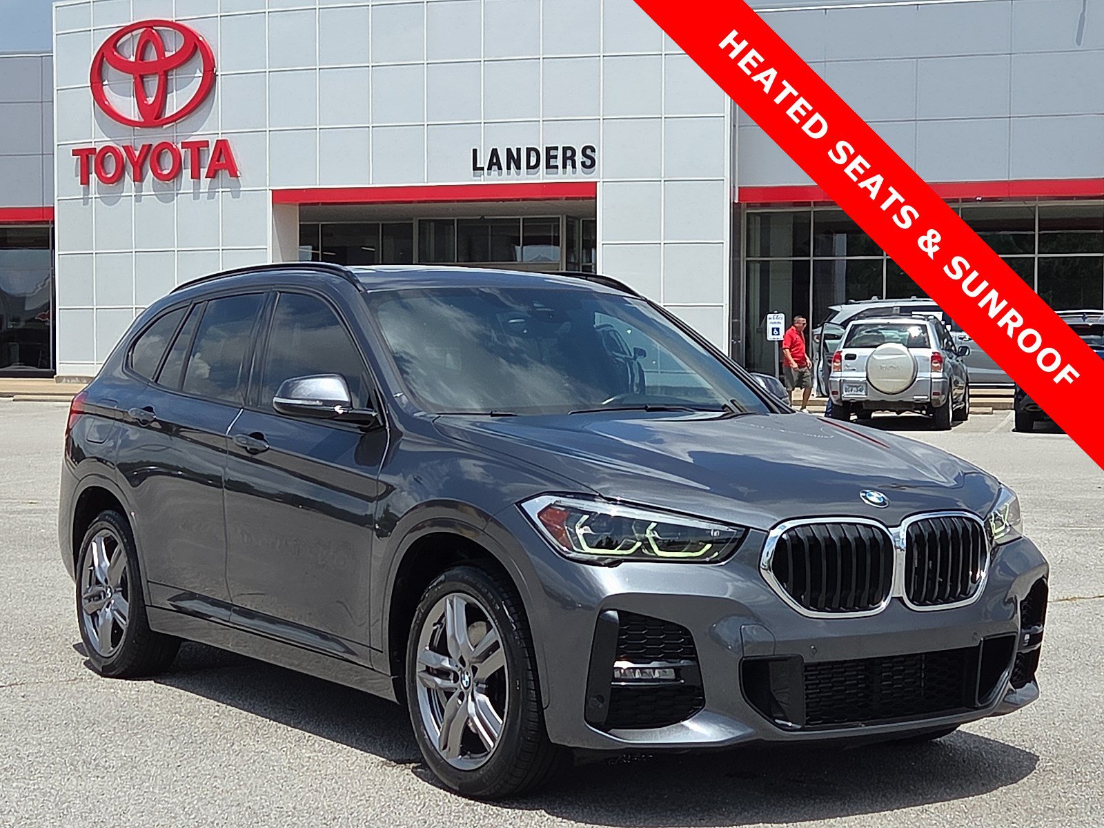 Used 2022 BMW X1 xDrive28i w/ M Sport Package
