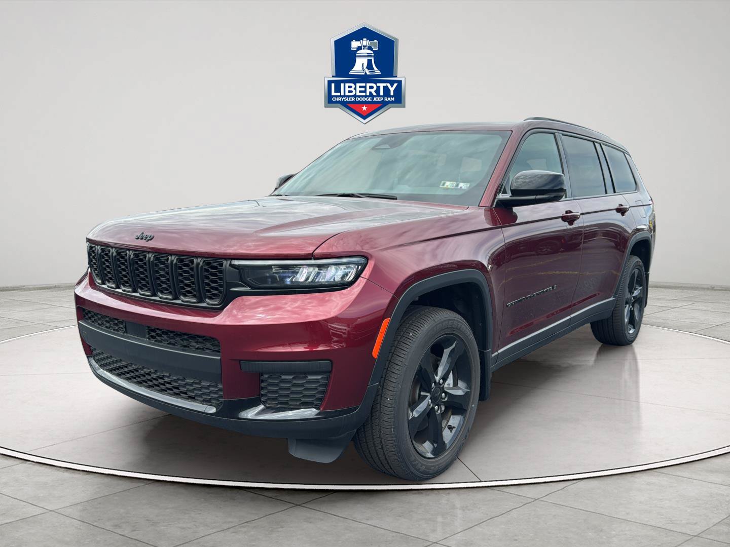 New 2025 Jeep Grand Cherokee L Altitude AWD/4WD image 2