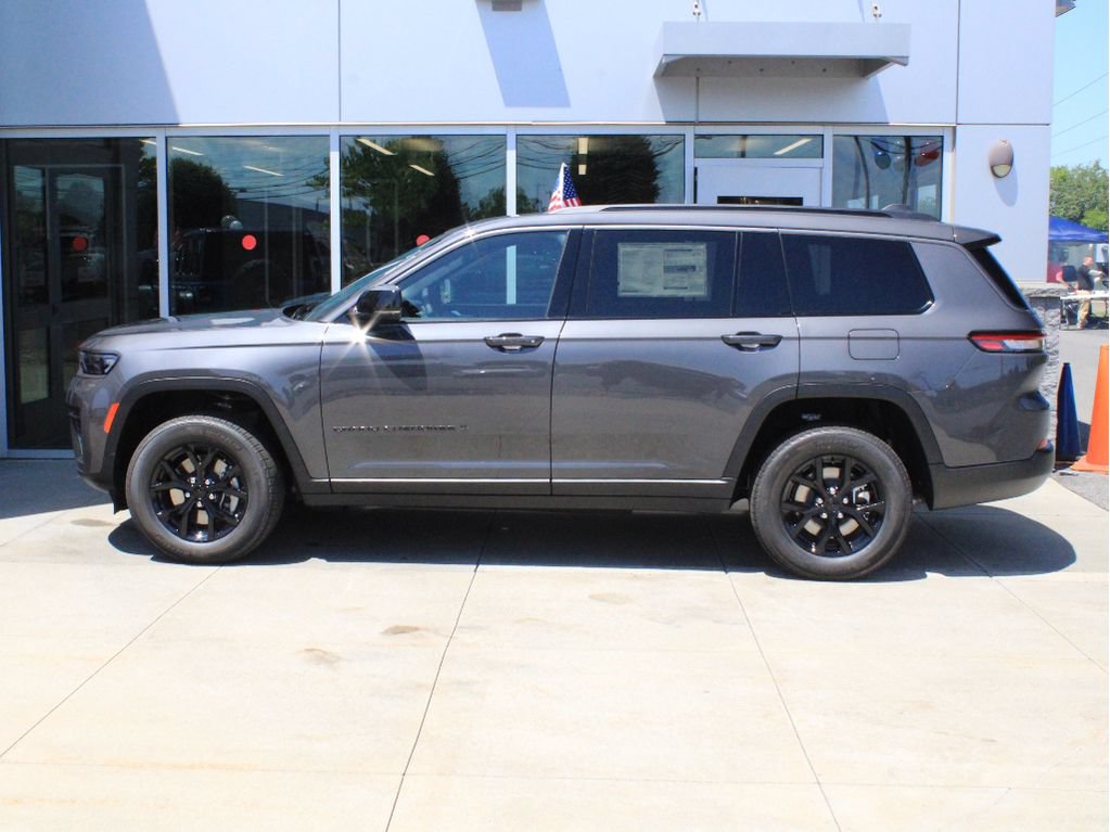 New 2026 Jeep Grand Cherokee L 4WD image 5